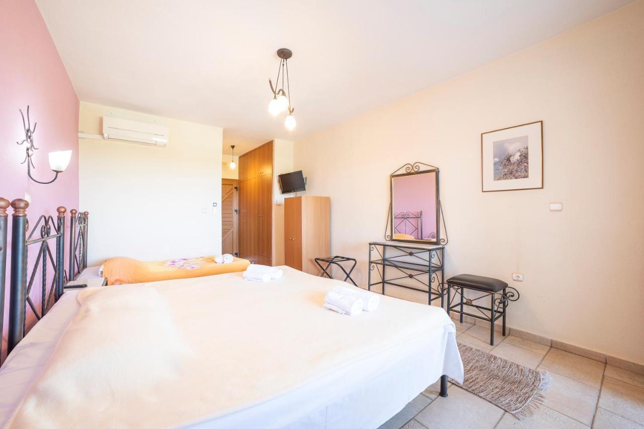 Hotel Erodios Lithotopos Екстер'єр фото